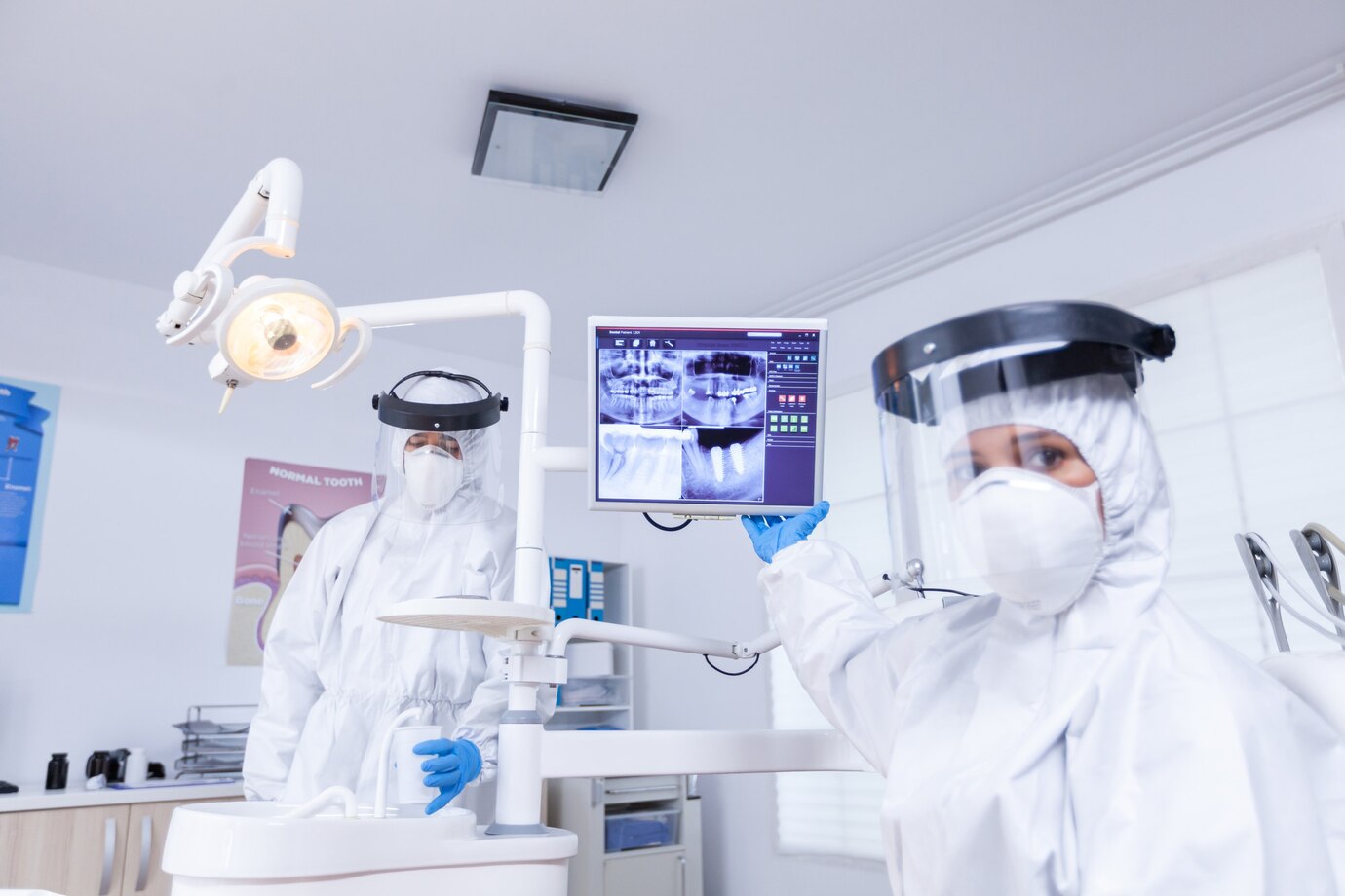 Top Dental Laboratory Software Solutions for 2025
